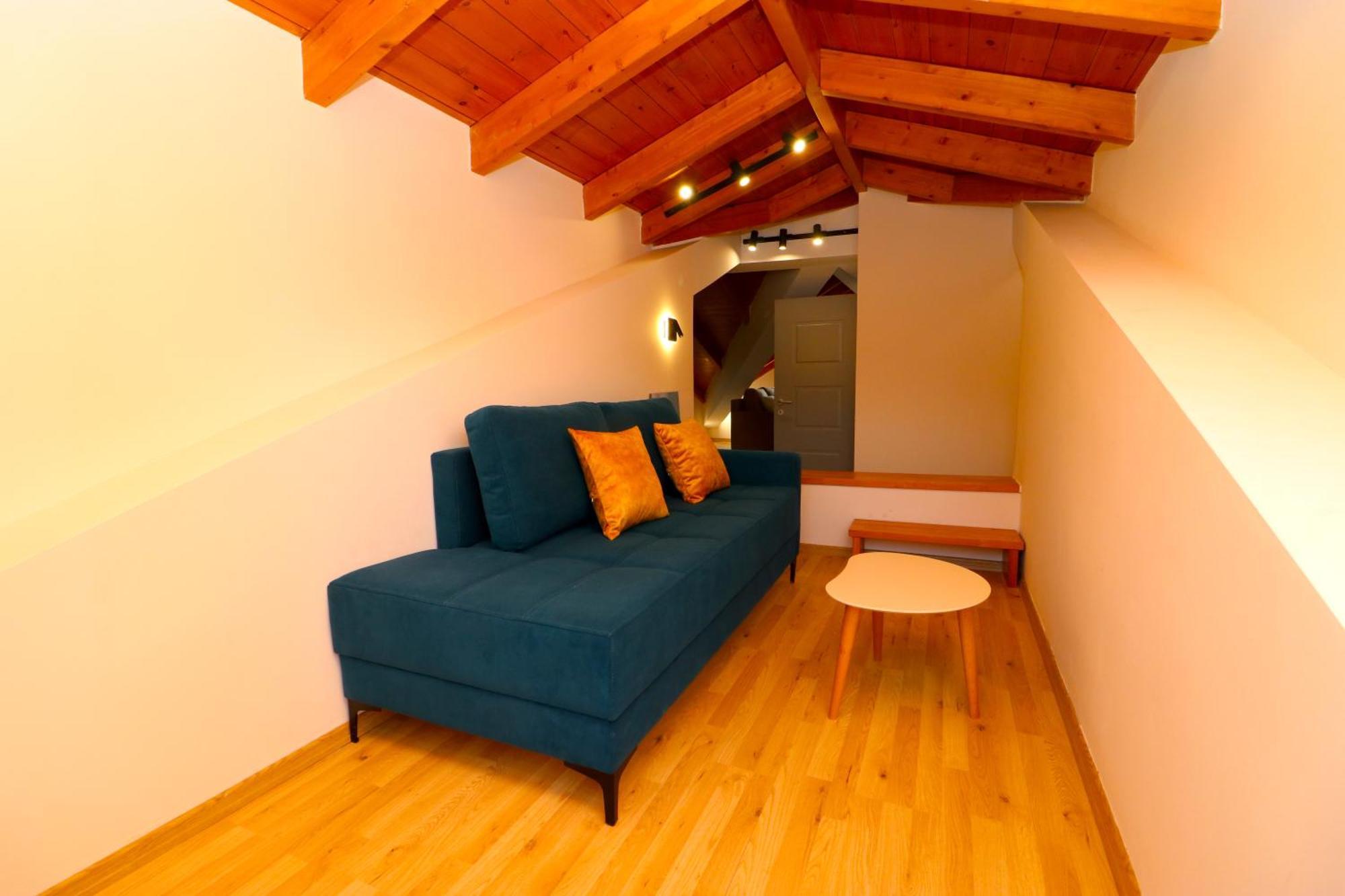 Fegi Rooms Himarë Extérieur photo
